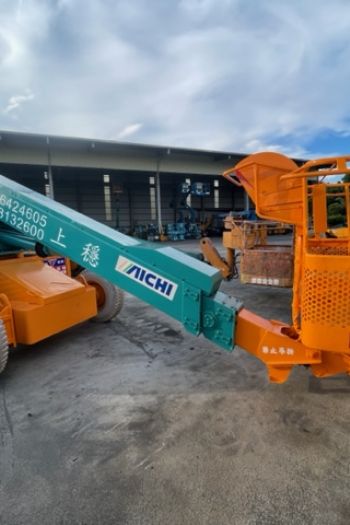 12m直臂輪胎高空作業車