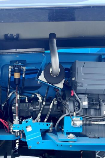 40m直臂輪胎高空作業車