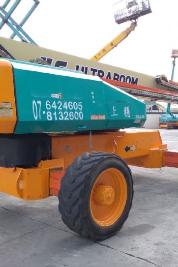 38M直臂輪胎式高空作業車