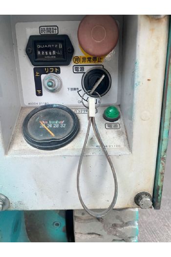 6m剪刀輪胎平台高空作業車