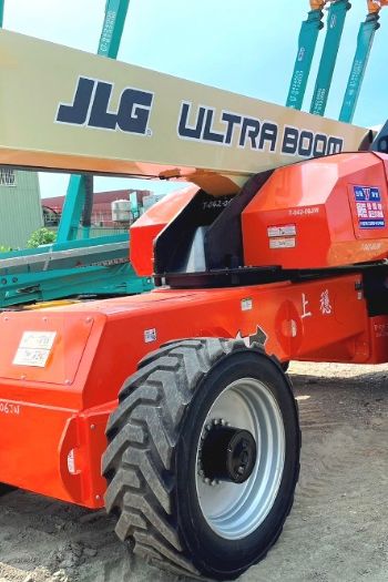 42m直臂輪胎高空作業車