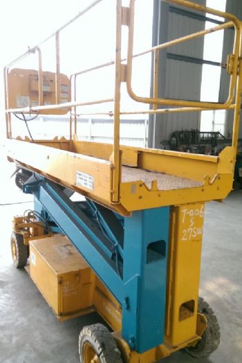 6m舉臂輪胎平台高空車