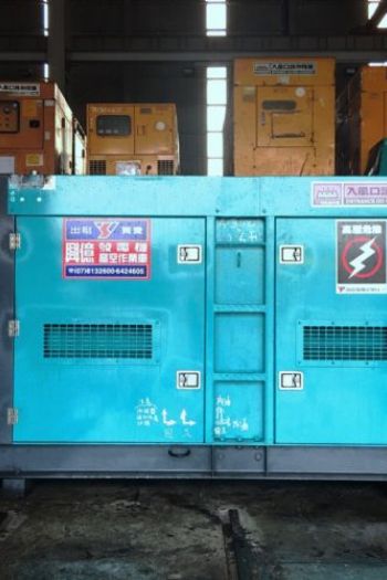 300KVA柴油引擎發電機