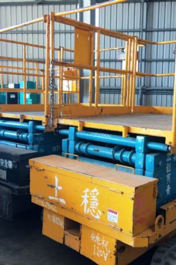 6m剪刀履帶平台高空車