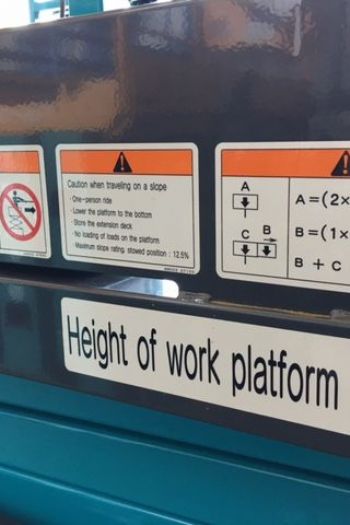 7m剪刀履帶平台高空作業車