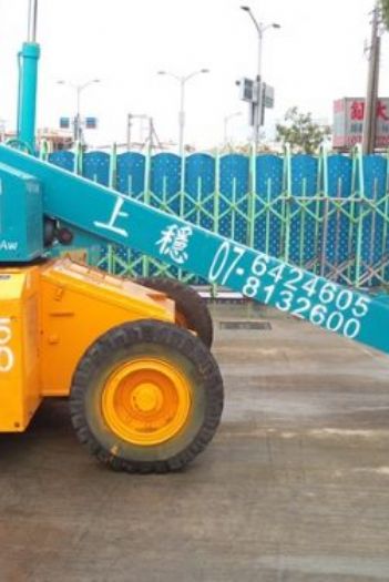 12m直臂輪胎高空作業車