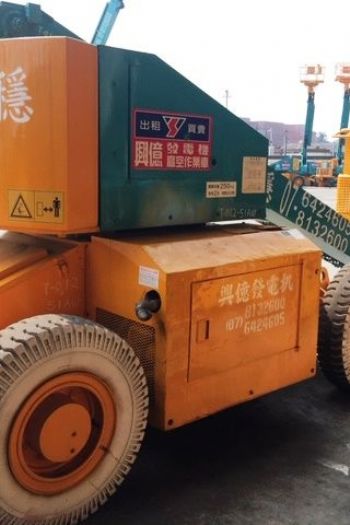 12m直臂輪胎高空作業車