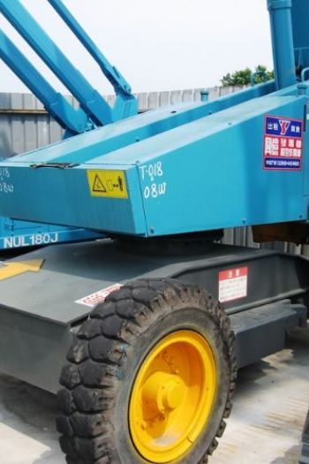 18m直臂輪胎高空作業車